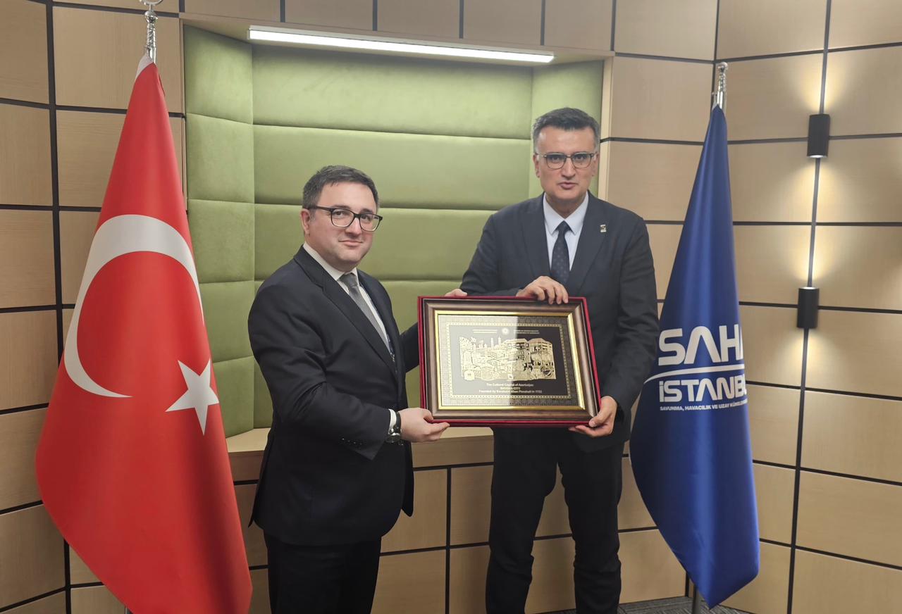 Hidayət Əzimov Türkiyənin aparıcı müdafiə sənayesi qurumları ilə əməkdaşlıq perspektivlərini müzakirə edib
