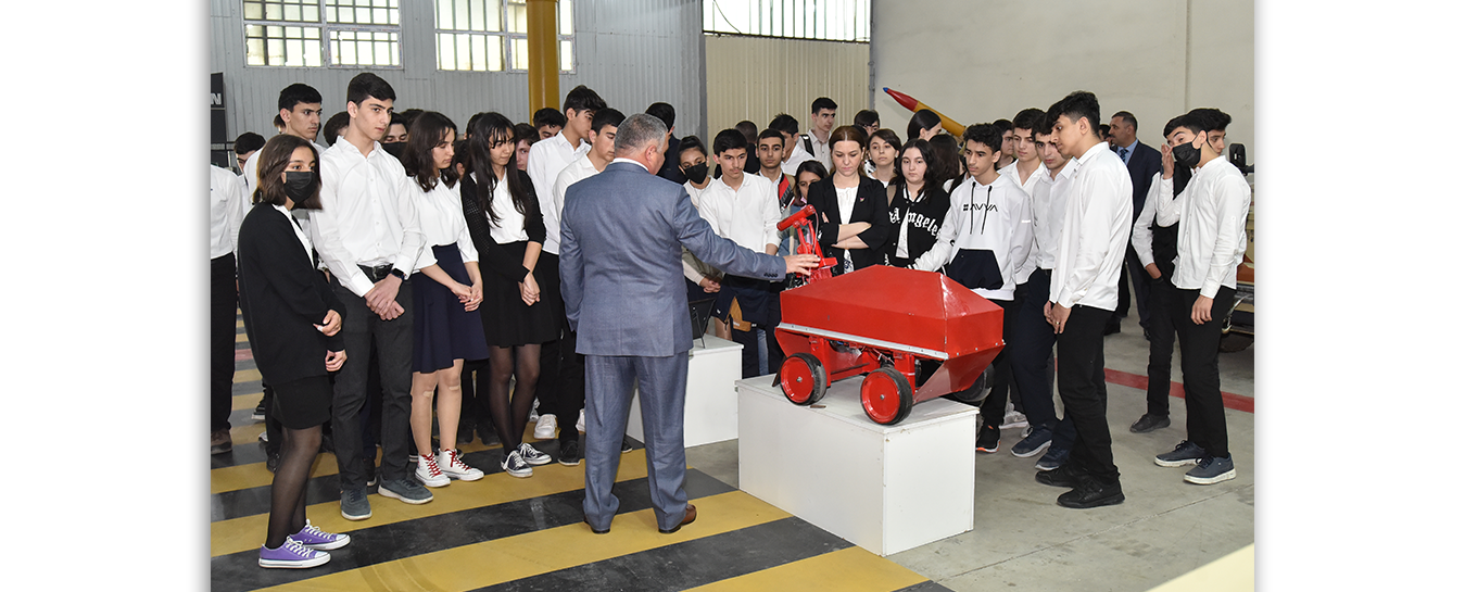 Şagirdlər üçün növbəti məlumat turu təşkil edilib