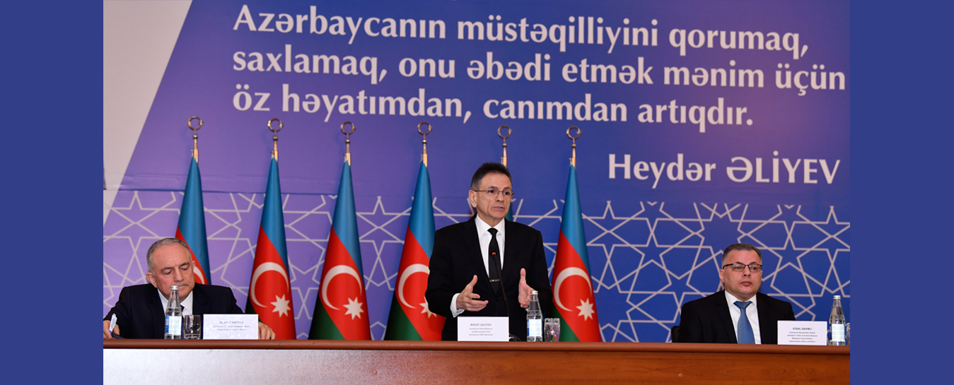 Müdafiə Sənayesi Nazirliyində “Heydər Əliyev İli” ilə bağlı forum keçirilib