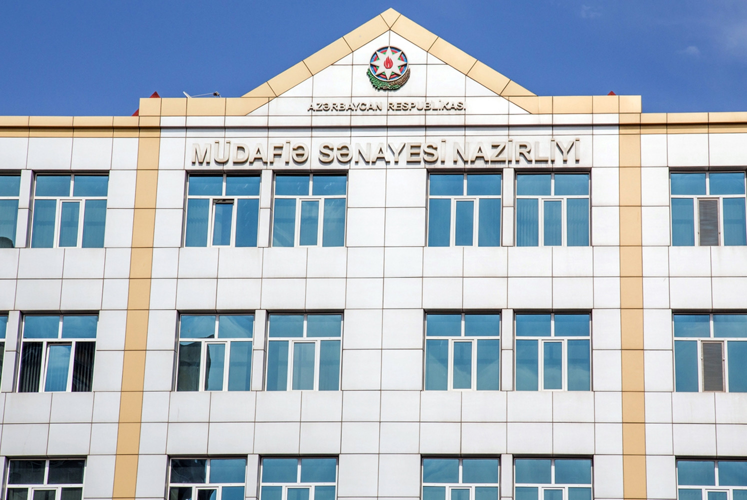 Müdafiə Sənayesi Nazirliyində 2018-ci ilin yekunlarına və qarşıda duran məsələlərə dair müşavirə keçirildi