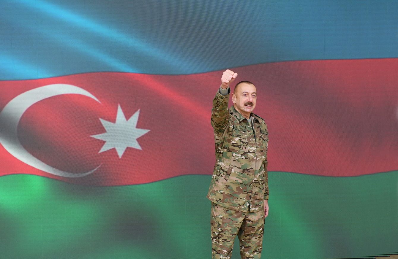 Prezident İlham Əliyev. Siyasət olimpinə və Qarabağ Zəfərinə gedən uğur yolu 